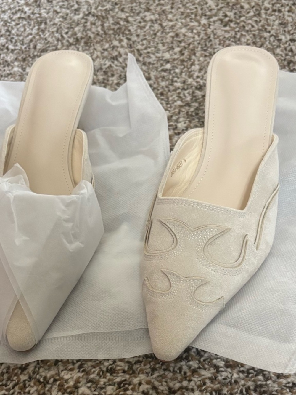 Pointed-Toe Slip-On Mules White Suede Kitten Heels.